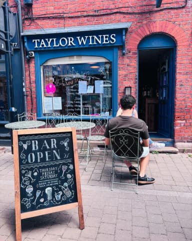 Taylor Wines Essex logo