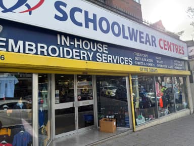 Schoolwear Centre (Westcliff) logo